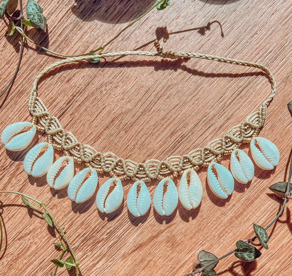 Macrame Shell Dangle Anklet