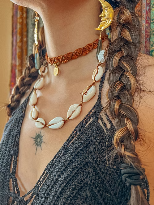 Multi Shell Macrame Choker Necklace