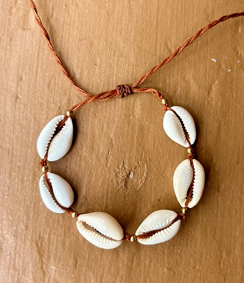 Multi Shell Macrame Bracelet