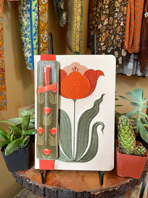 Diario y Bolígrafo Bordado Tulipán