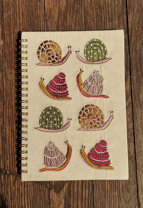 Cuaderno espiral bordado de algodón y lino