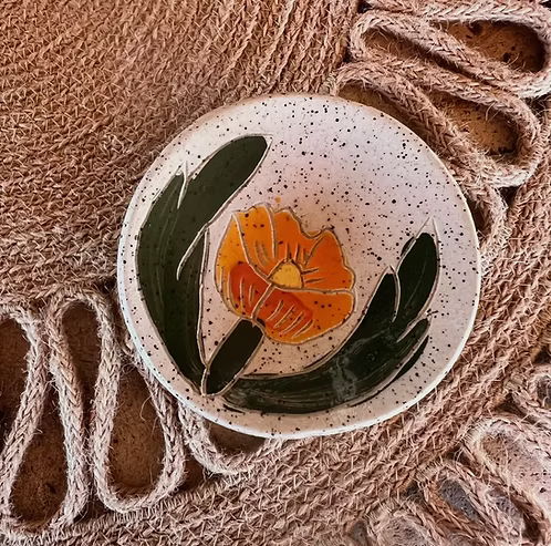 Globe Mallow Sgraffito Tea Rest Dish