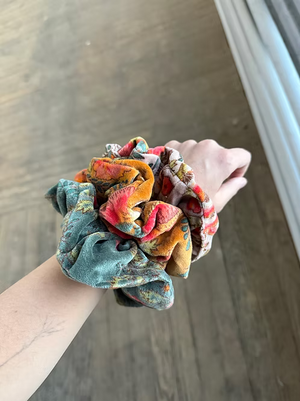 Organic Cotton Velvet Scrunchie