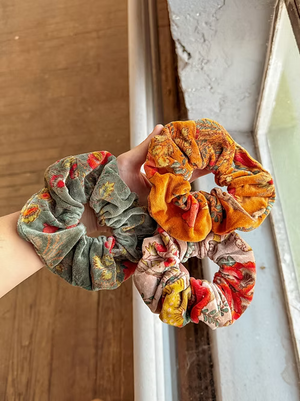 Organic Cotton Velvet Scrunchie