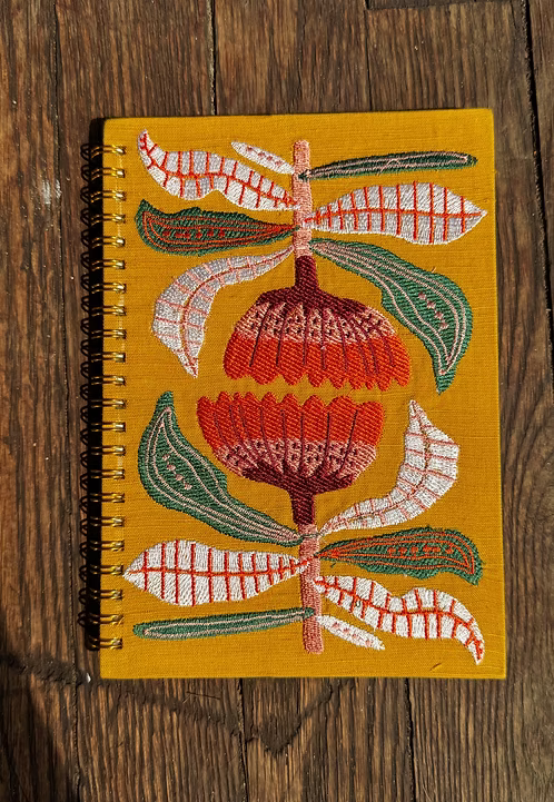 Cuaderno espiral bordado de algodón y lino