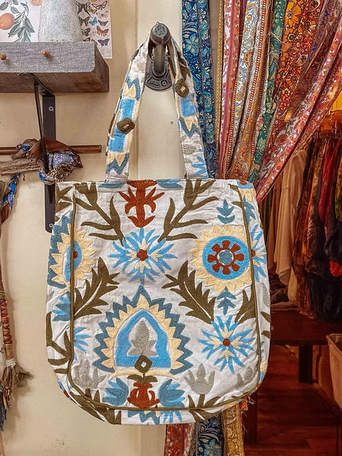Bolsos de tela bordados Sacheli