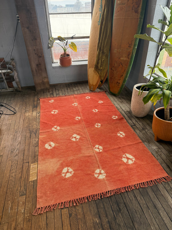 Tapis en coton teint à la main batik vintage 101 | 52" x 86"