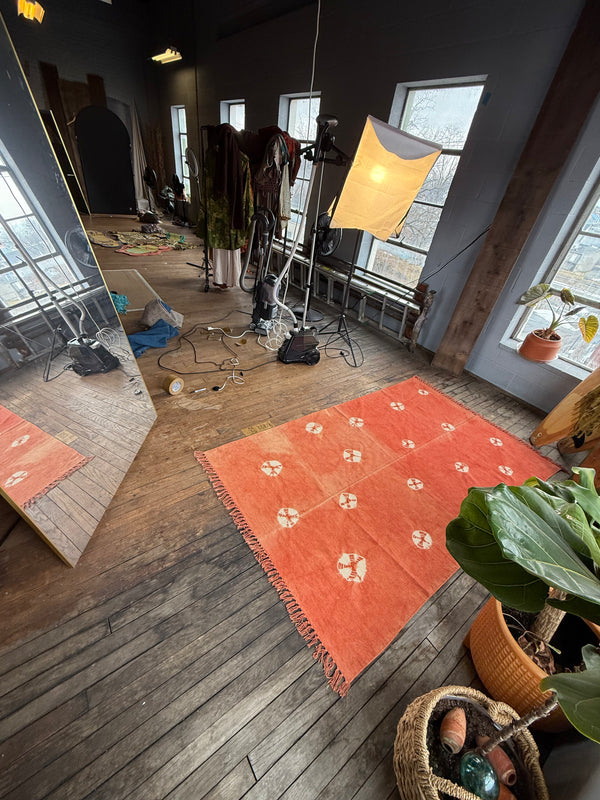 Tapis en coton teint à la main batik vintage 101 | 52" x 86"