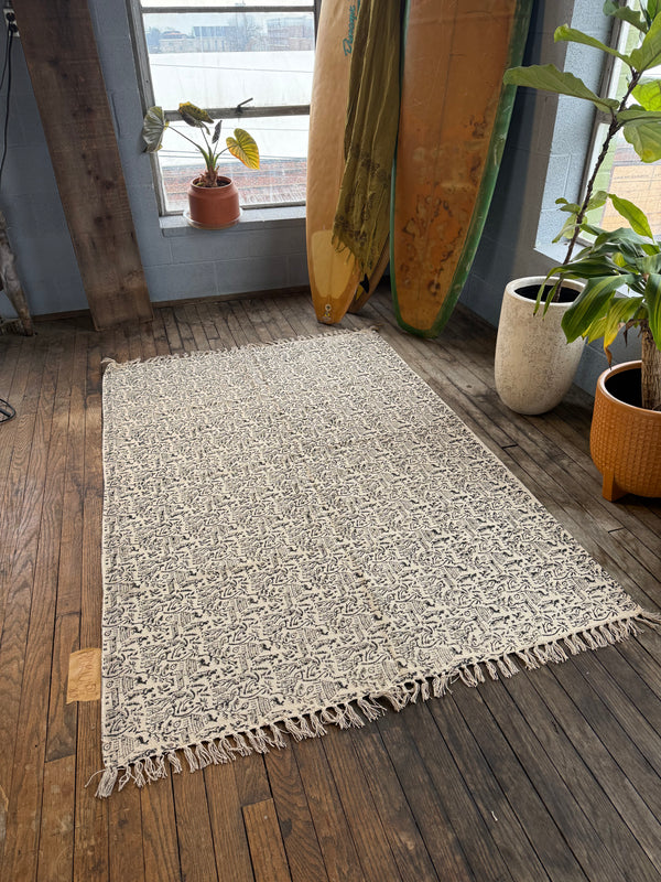 Alfombra de algodón estampada a mano 101 | 4' x 6'