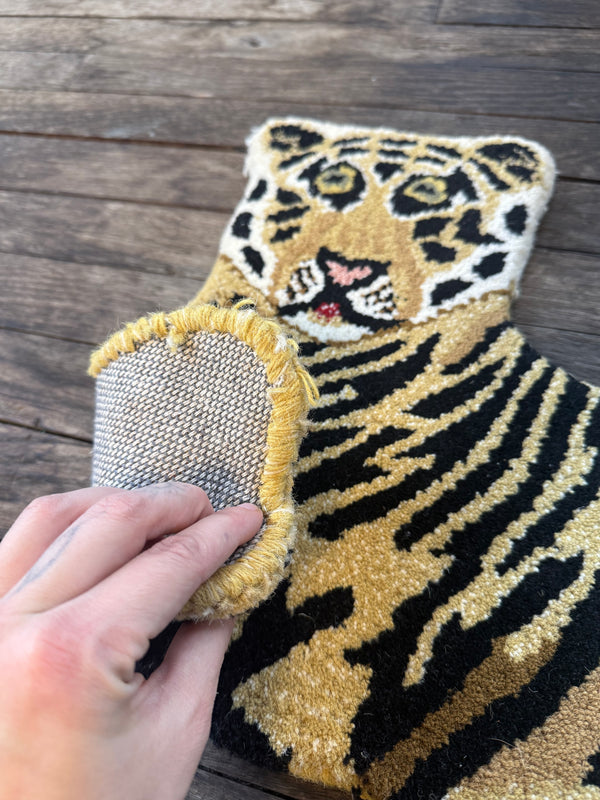 Alfombra de Tigre de Lana Tufted a Mano MEDIANA 3' x 5'