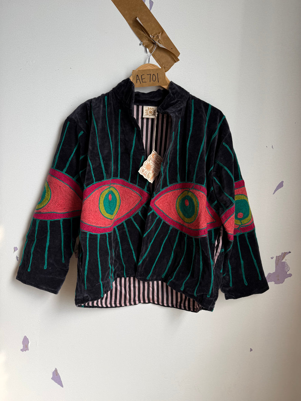 NEW COLORS Awakened Eye Velvet Reversible Jacket