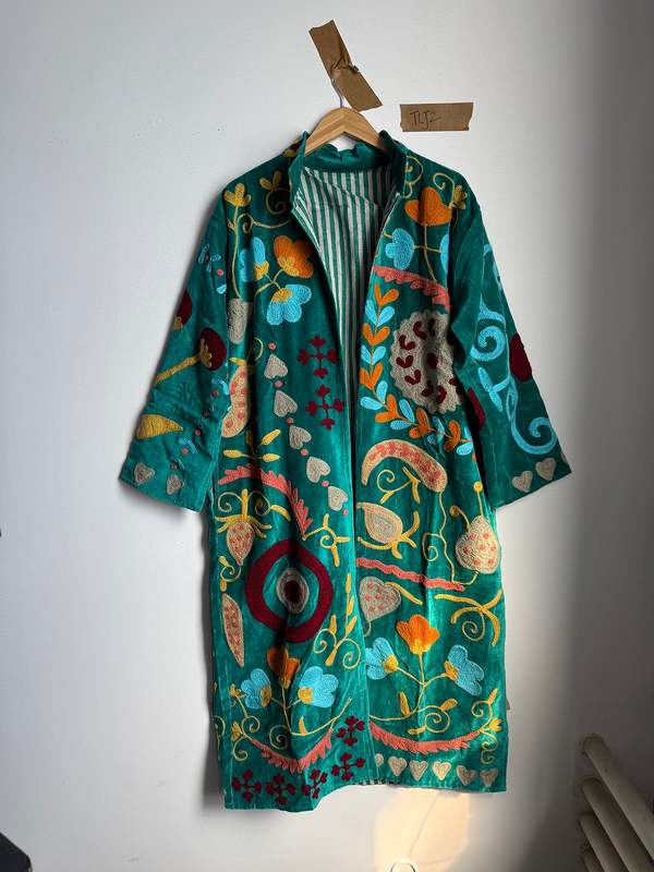 Reversible Pipa Long Embroidered Velvet Jacket