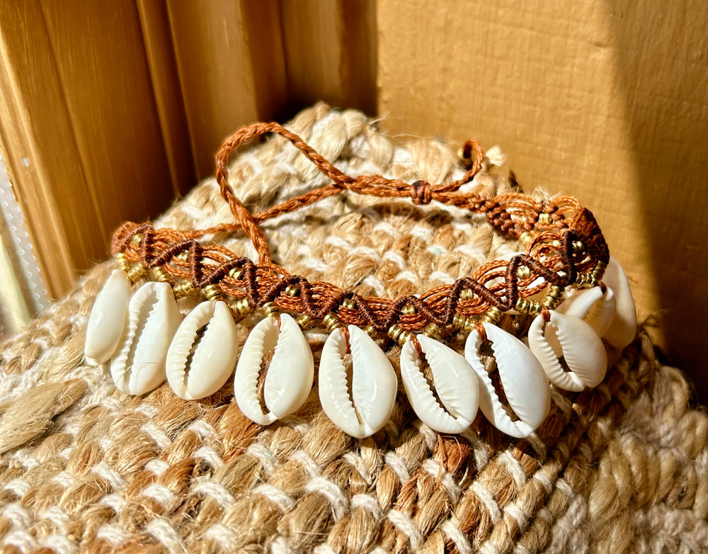 Macrame Shell Dangle Anklet