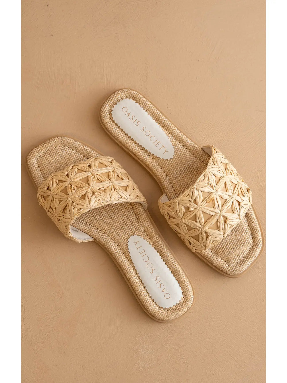 Le Natasha | Claquette en raphia naturel avec motif tressé