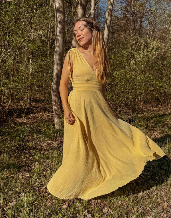 Delia Maxi Shoulder Cinch Dress